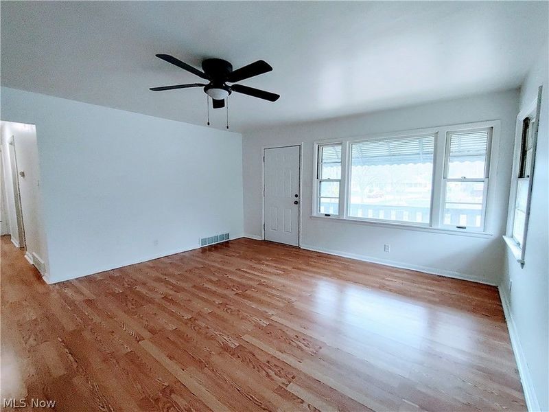 600 Eastland Avenue, Akron, OH 44305 Photo 9