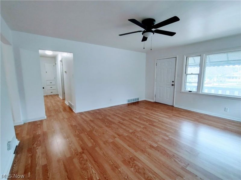 600 Eastland Avenue, Akron, OH 44305 Photo 9