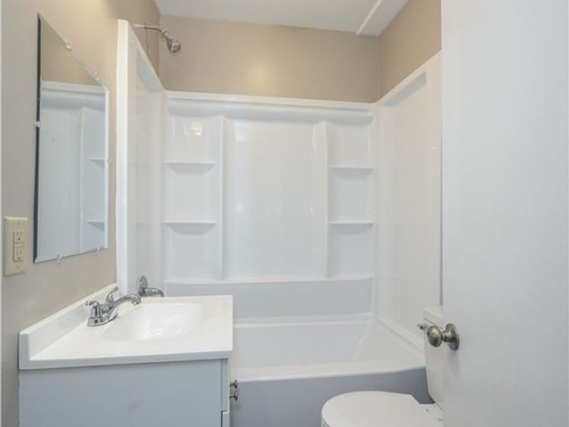 231 Windsor Street, Akron, OH 44306 Photo 23