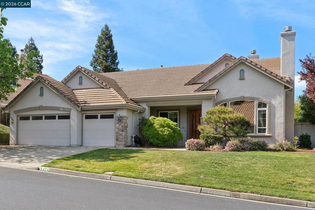5374 Fernbank Dr, Concord, CA 94521 Main Photo