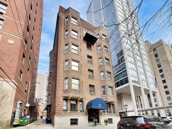 20 E Goethe Street , Unit 501, Chicago, IL 60610