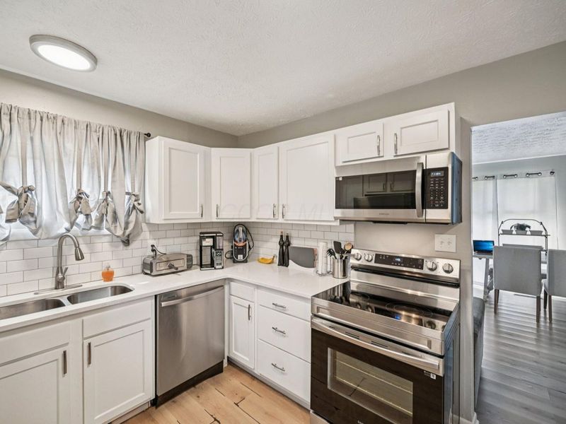 2468 Dawnlight Avenue , Columbus, OH 43211 Photo 12