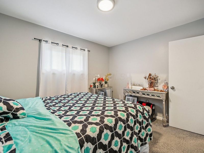 2468 Dawnlight Avenue , Columbus, OH 43211 Photo 18