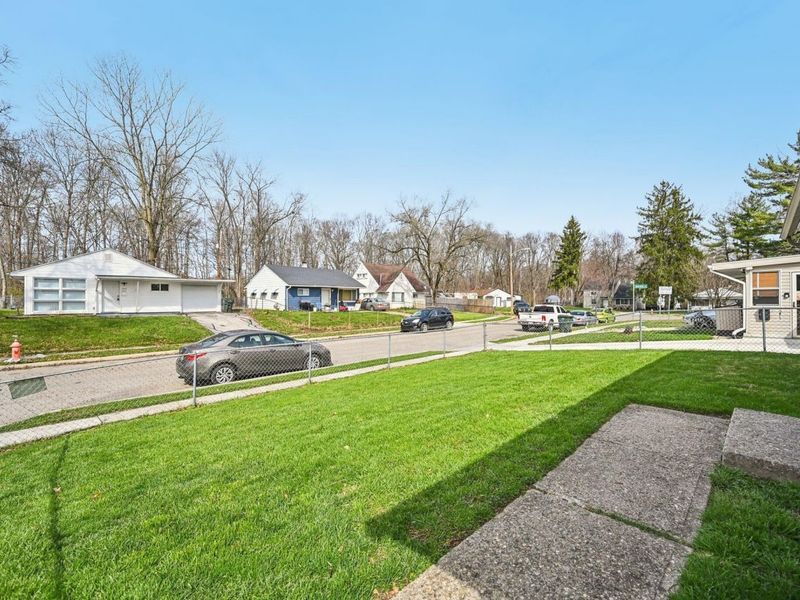 2468 Dawnlight Avenue , Columbus, OH 43211 Photo 5