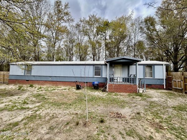 12721 Pea Bridge Road, Laurinburg, NC 28352