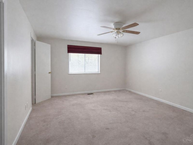 396 Tonwcrest, Beavercreek, OH 45434 Photo 4