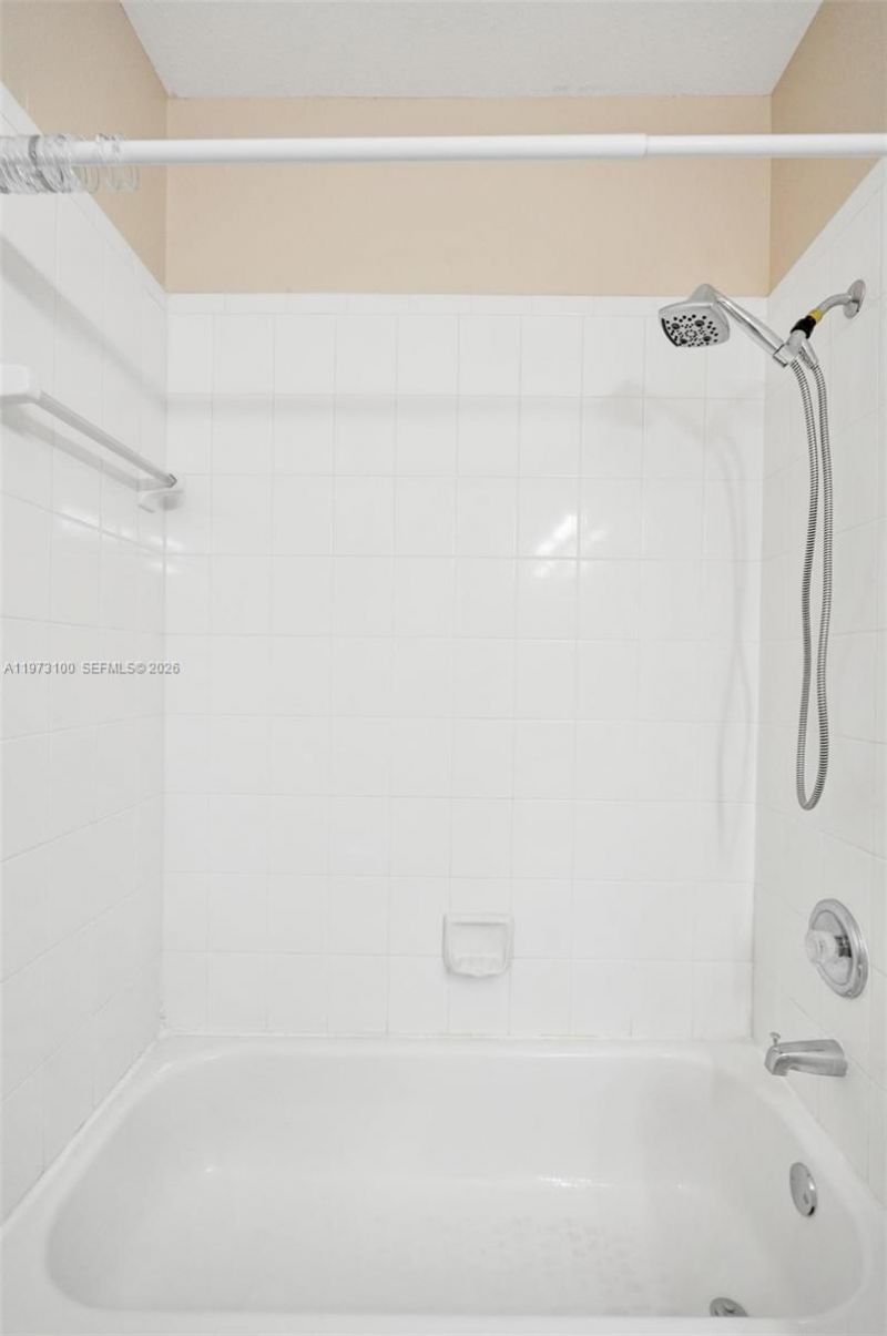 4403 Woodland Cir, Tamarac, FL 33319 Photo