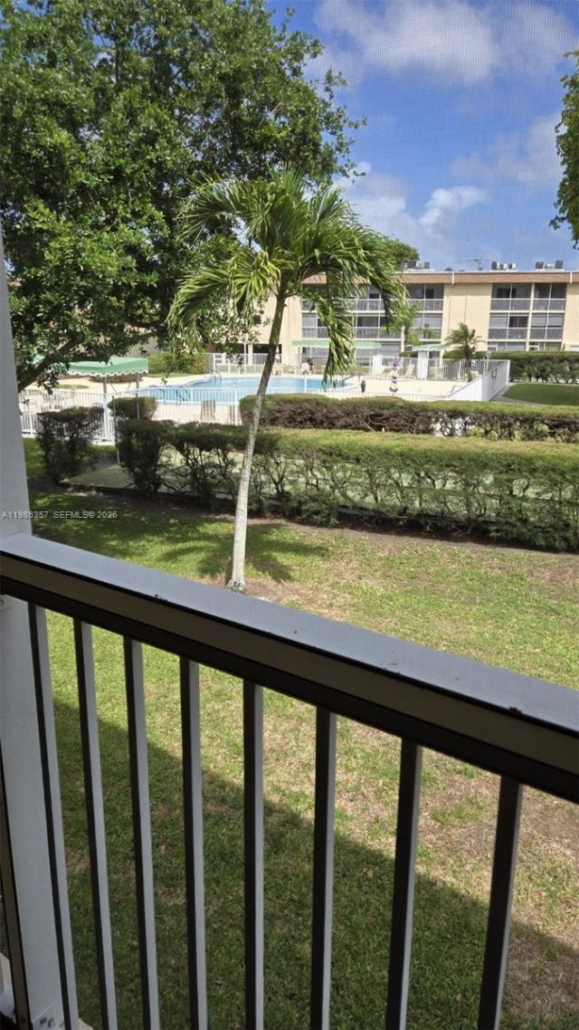 400 W Village Green Cir W, Unit 216, Palm Springs, FL 33461 Photo