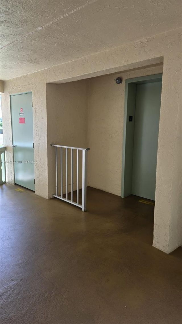 400 W Village Green Cir W, Unit 216, Palm Springs, FL 33461 Photo