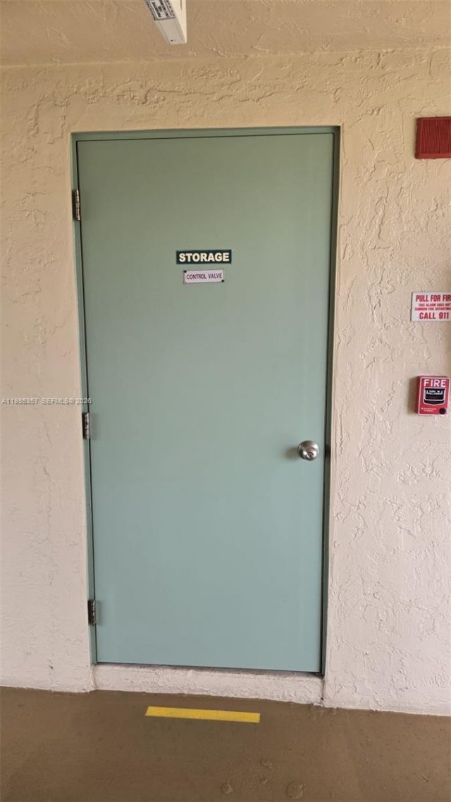 400 W Village Green Cir W, Unit 216, Palm Springs, FL 33461 Photo