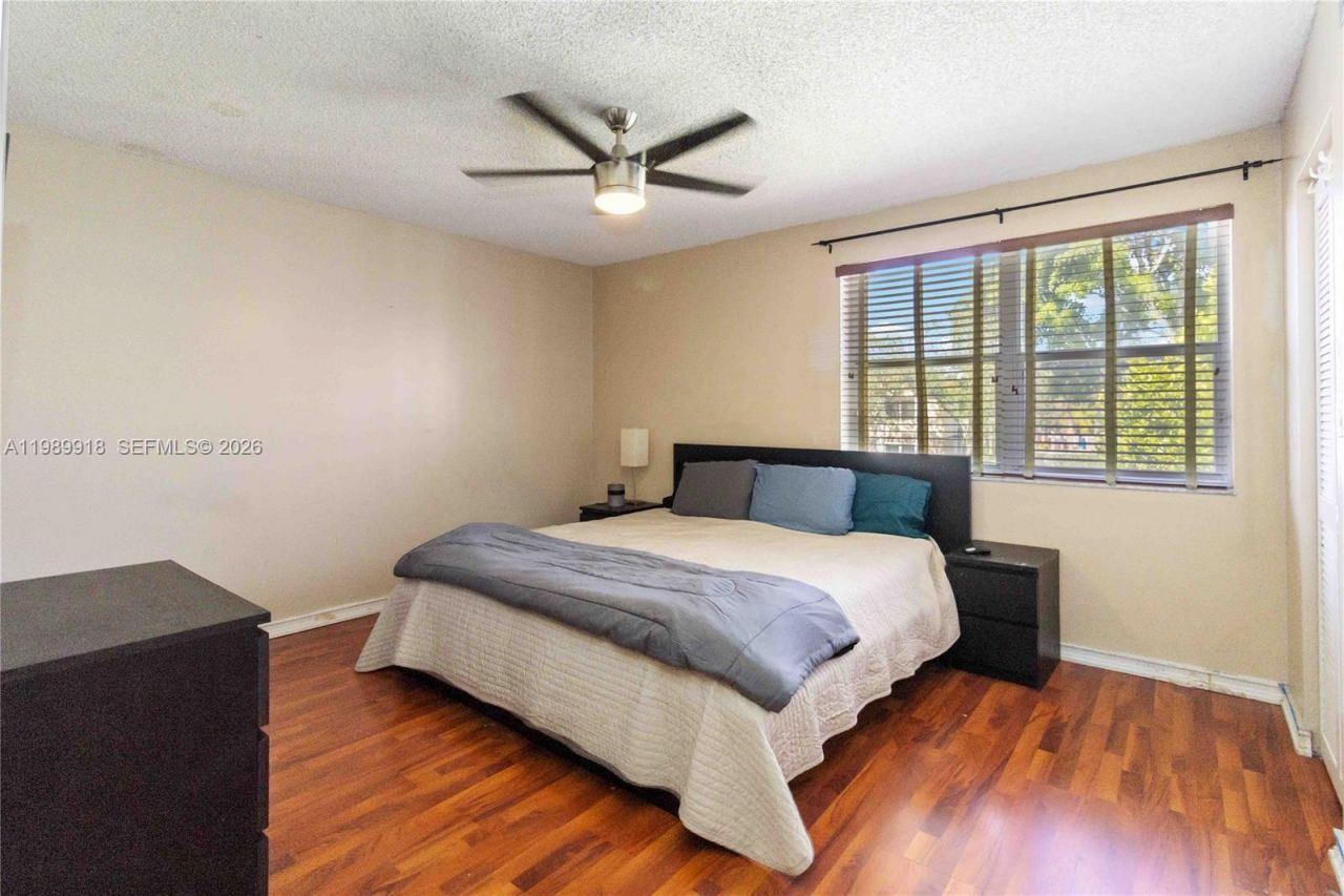 1250 SW 113th Ter, Unit 203, Pembroke Pines, FL 33025 Photo