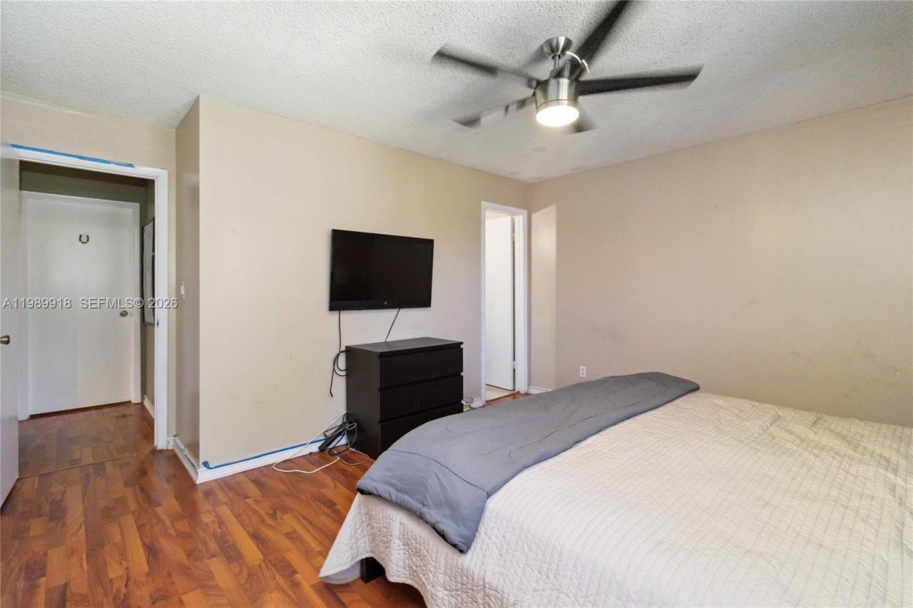 1250 SW 113th Ter, Unit 203, Pembroke Pines, FL 33025 Photo