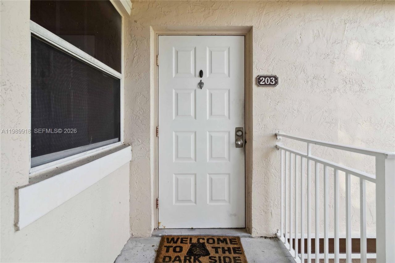 1250 SW 113th Ter, Unit 203, Pembroke Pines, FL 33025 Photo