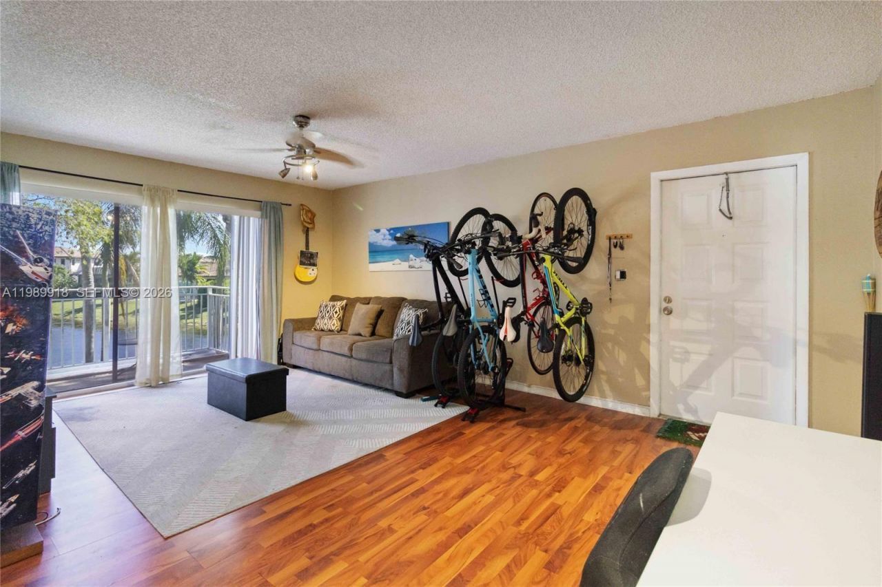 1250 SW 113th Ter, Unit 203, Pembroke Pines, FL 33025 Photo