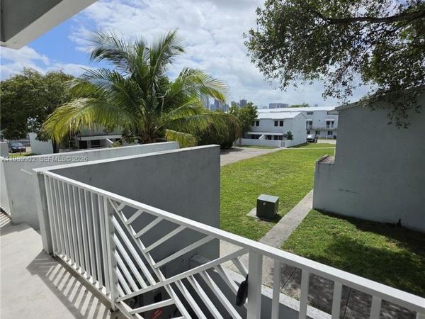 1990 NW 4th Ct, Unit 7, Miami, FL 33136