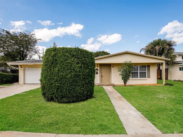 5961 NW 14th Ct , Sunrise, FL 33313