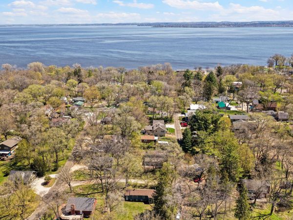 148 Oakwood Avenue, Edgerton, WI 53534