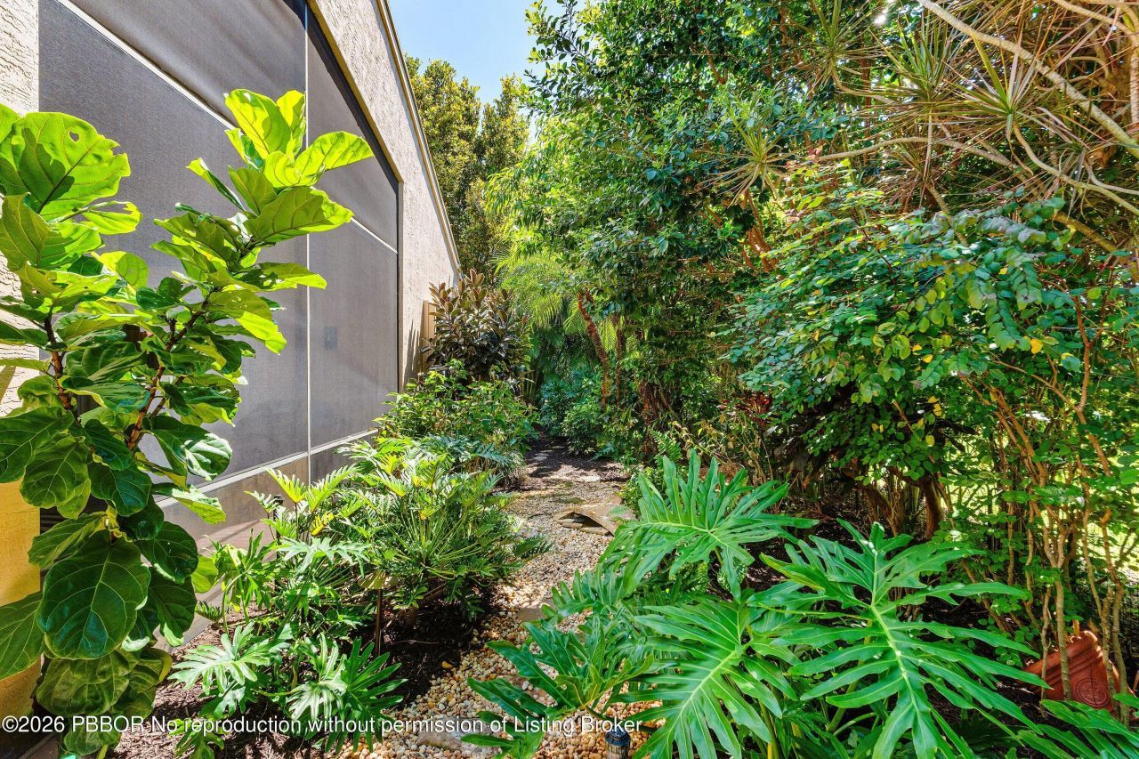 13587 Barcelona Lake Circle, Delray Beach, FL 33446 Photo