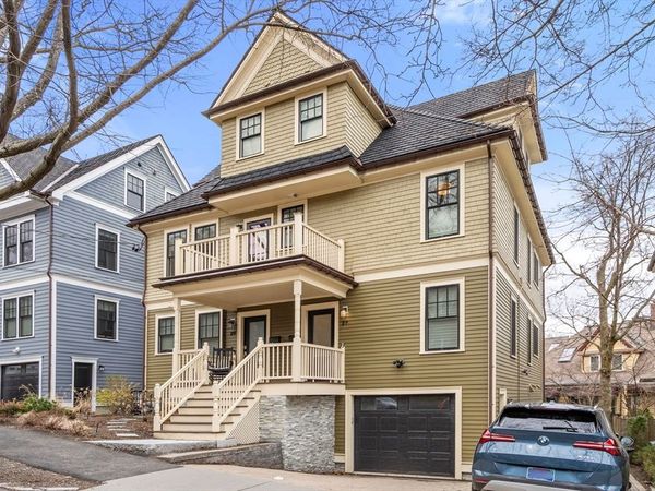 27 Summit Ave, Unit 27, Brookline, MA 02445