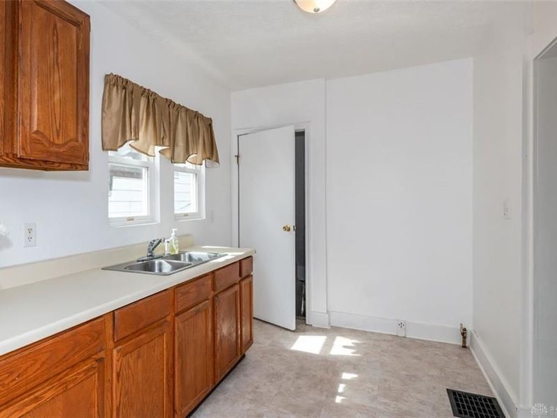 28 N Trenton Street, Dayton, OH 45417 Photo 15