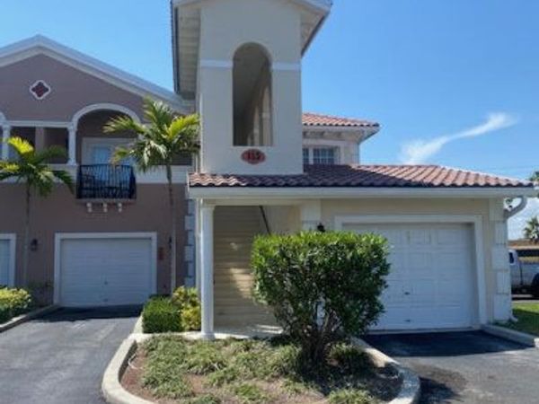 115 Lancha Circle, Unit 204, Satellite Beach, FL 32937