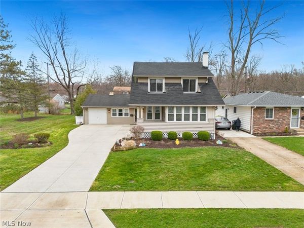 133 Belmar Boulevard, Avon Lake, OH 44012