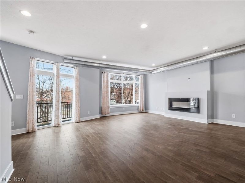 4191 Lorain Court, Cleveland, OH 44113 Photo 10