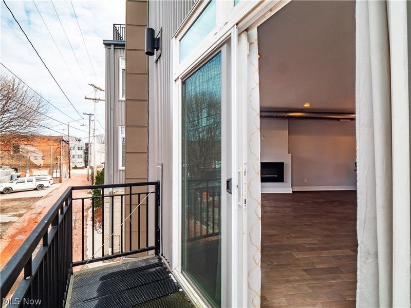 4191 Lorain Court, Cleveland, OH 44113 Photo 15