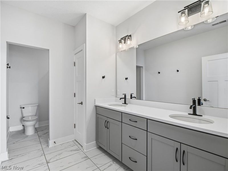 4191 Lorain Court, Cleveland, OH 44113 Photo 25