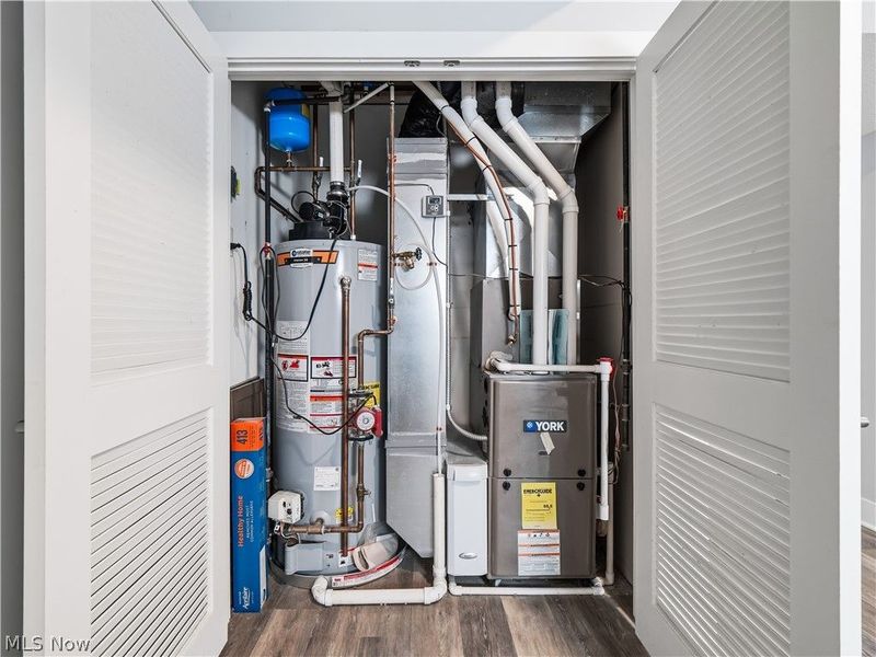 4191 Lorain Court, Cleveland, OH 44113 Photo 43