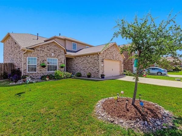 9460 Plum Court, Forney, TX 75126