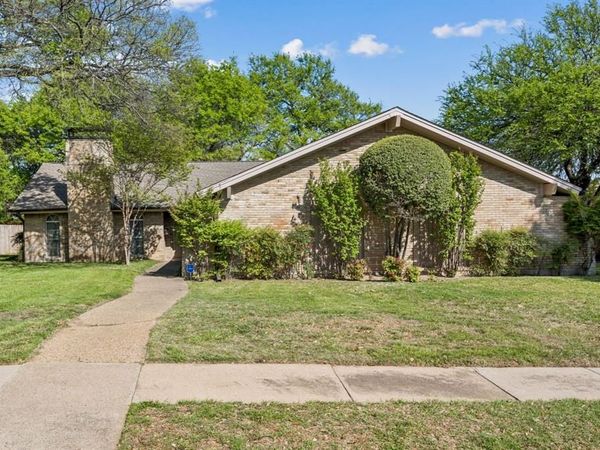 1324 Glenbrook Drive, Irving, TX 75061