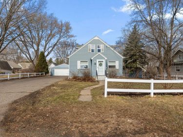 152 Busch Avenue, Center City, MN 55012