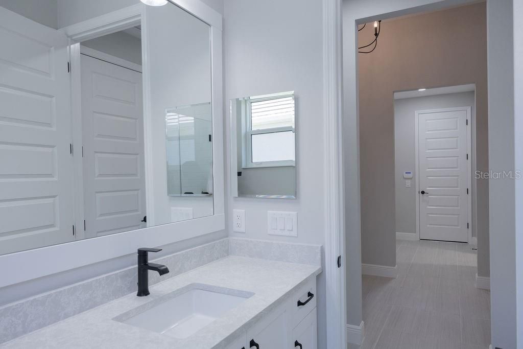 8100 Slipway Drive, Sarasota, FL 34240 Photo