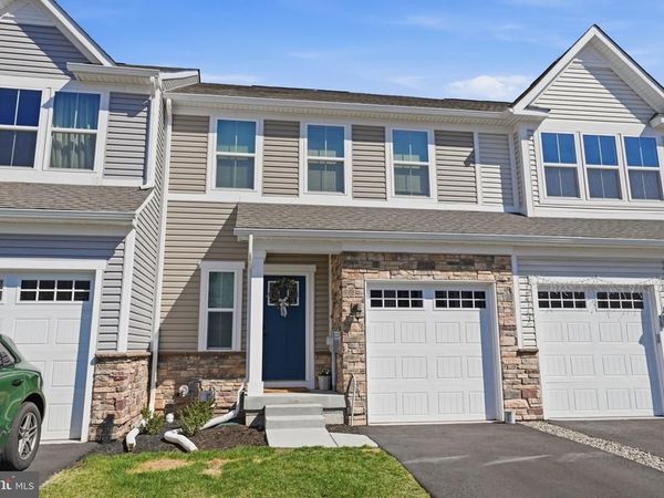 60 PRATT, LAWRENCE TOWNSHIP, NJ 08648
