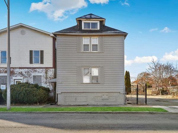 238 E 22 Street , Chicago Heights, IL 60411