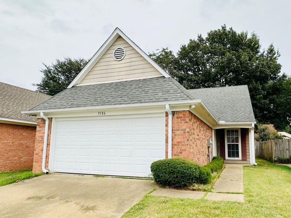 7586 Iris Drive, Southaven, MS 38671