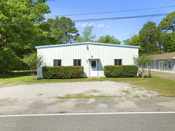 10499 Boney Avenue, D'Iberville, MS 39540