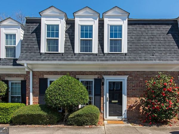 3 Surry County Place NW, Atlanta, GA 30318