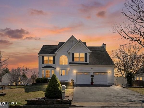 187 Compass Road, Manahawkin, NJ 08050