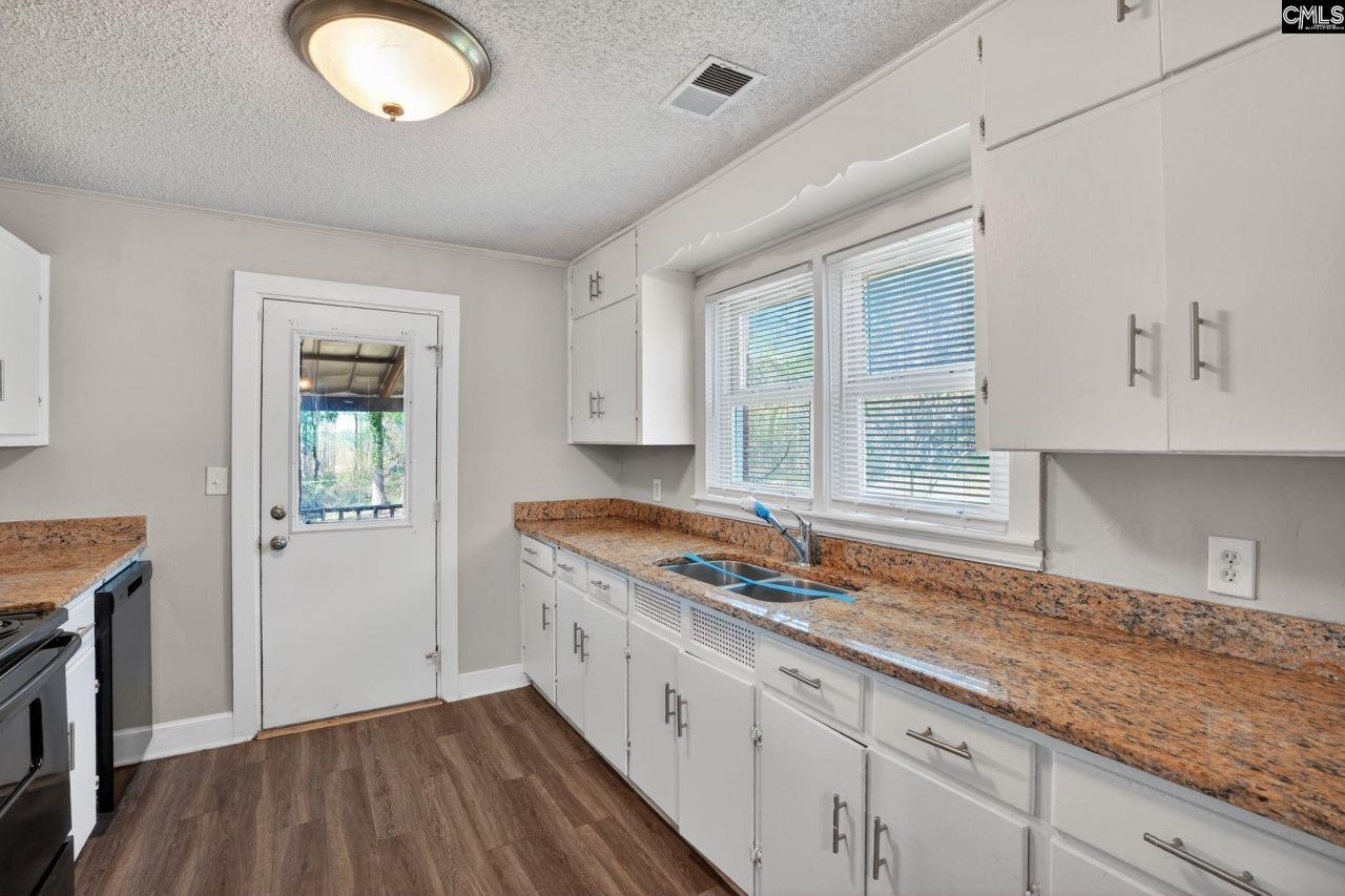 5 Larkin Court  Photo 16