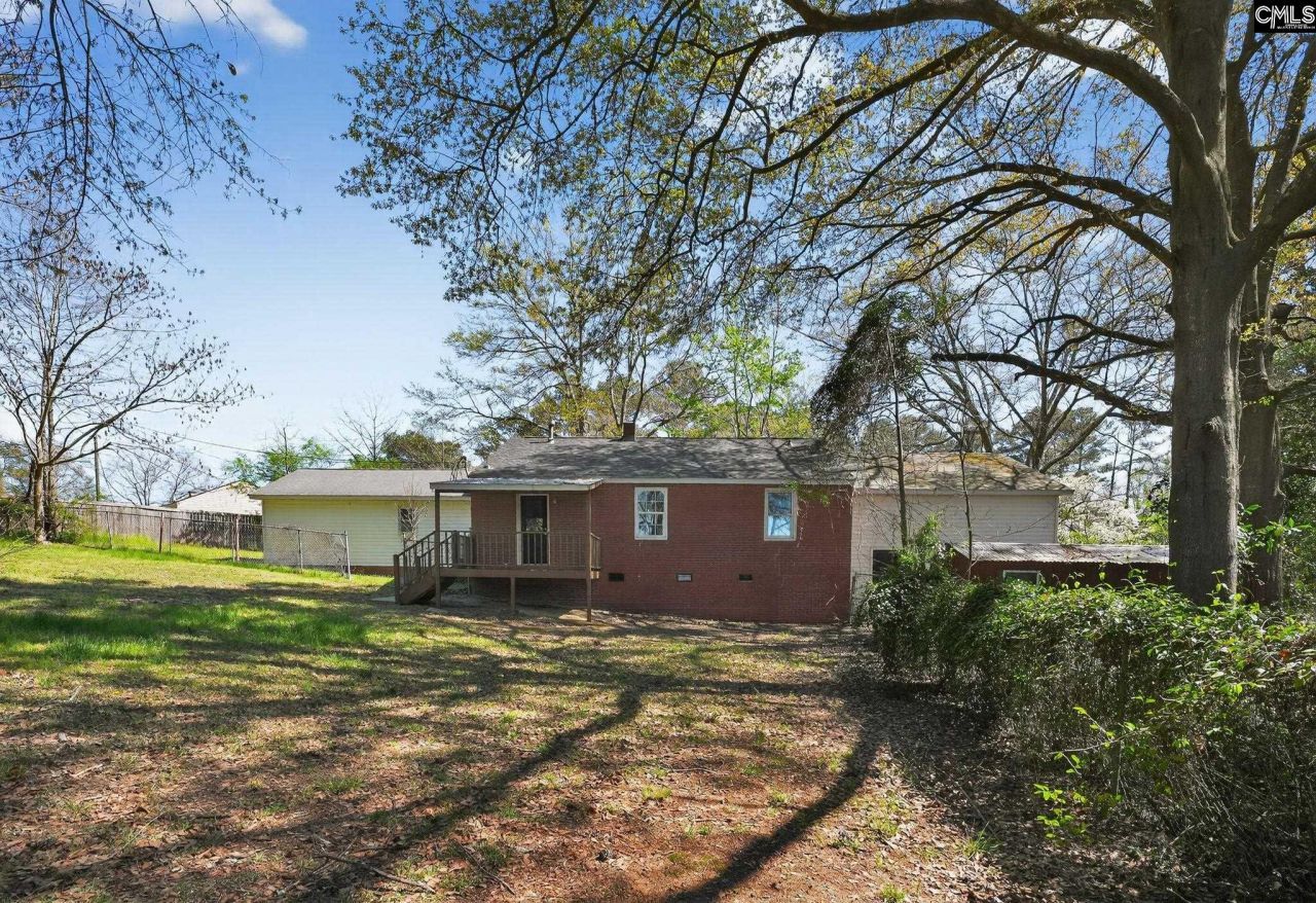 5 Larkin Court  Photo 4