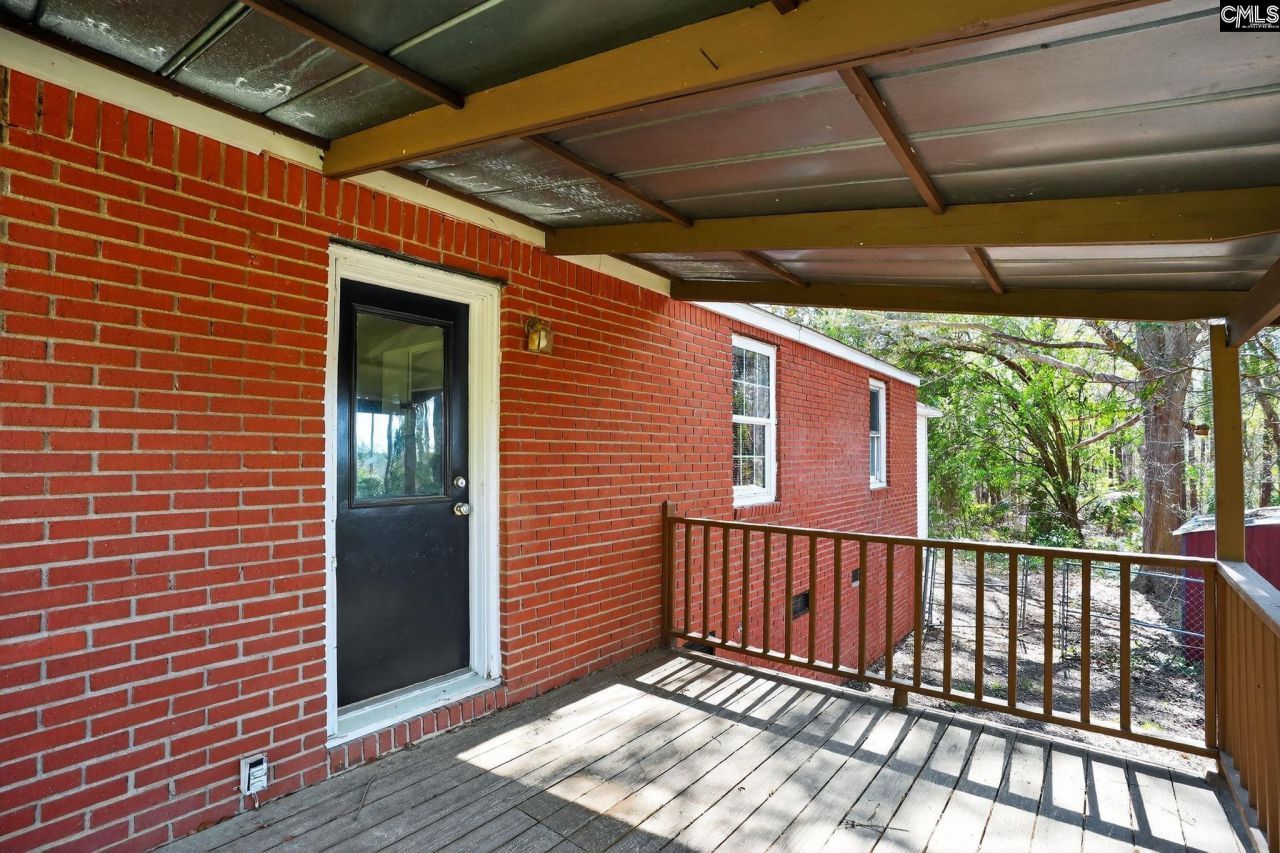 5 Larkin Court  Photo 6