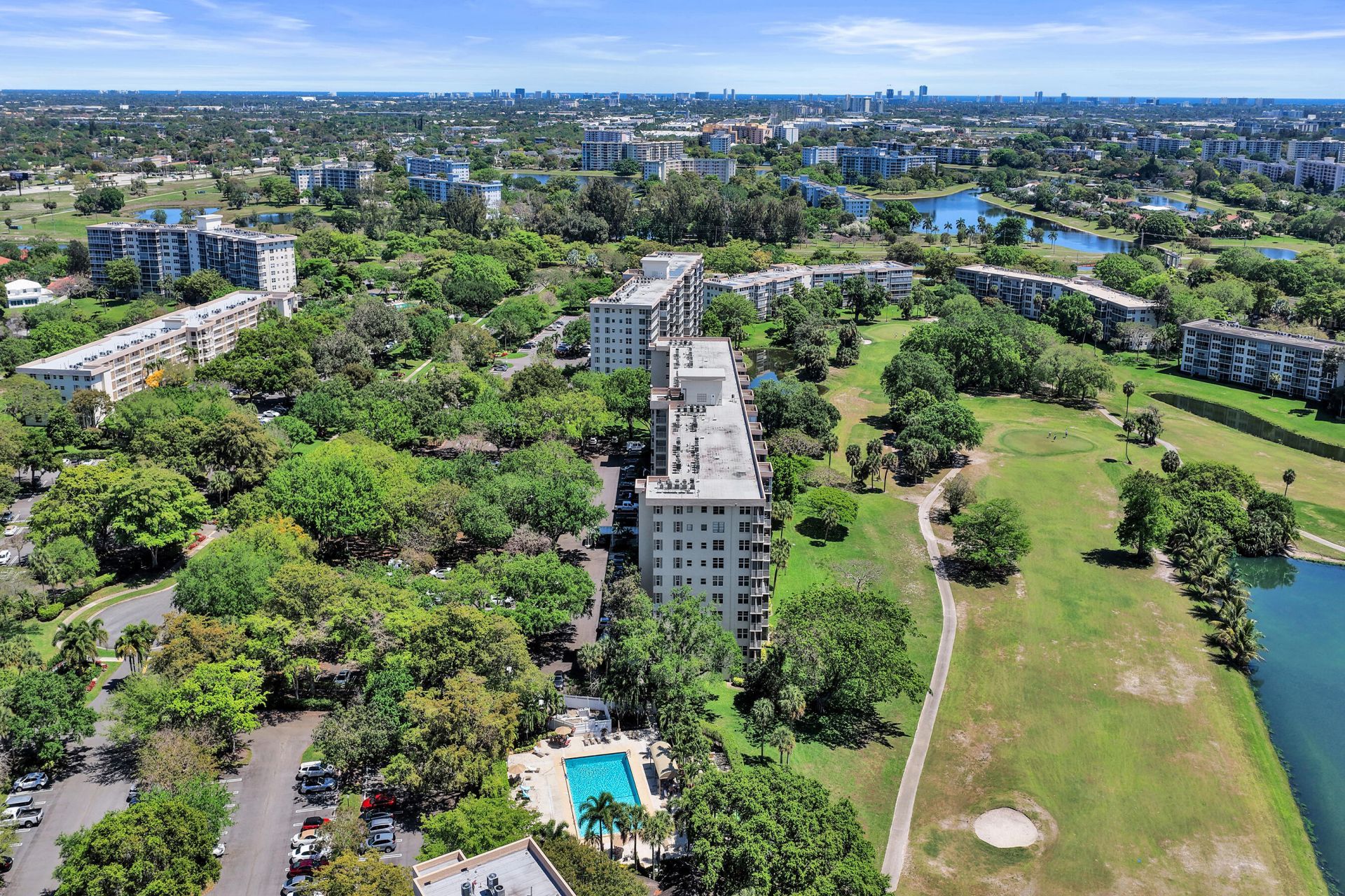 3520 Oaks Way, Unit 1010, Pompano Beach, FL 33069 Photo