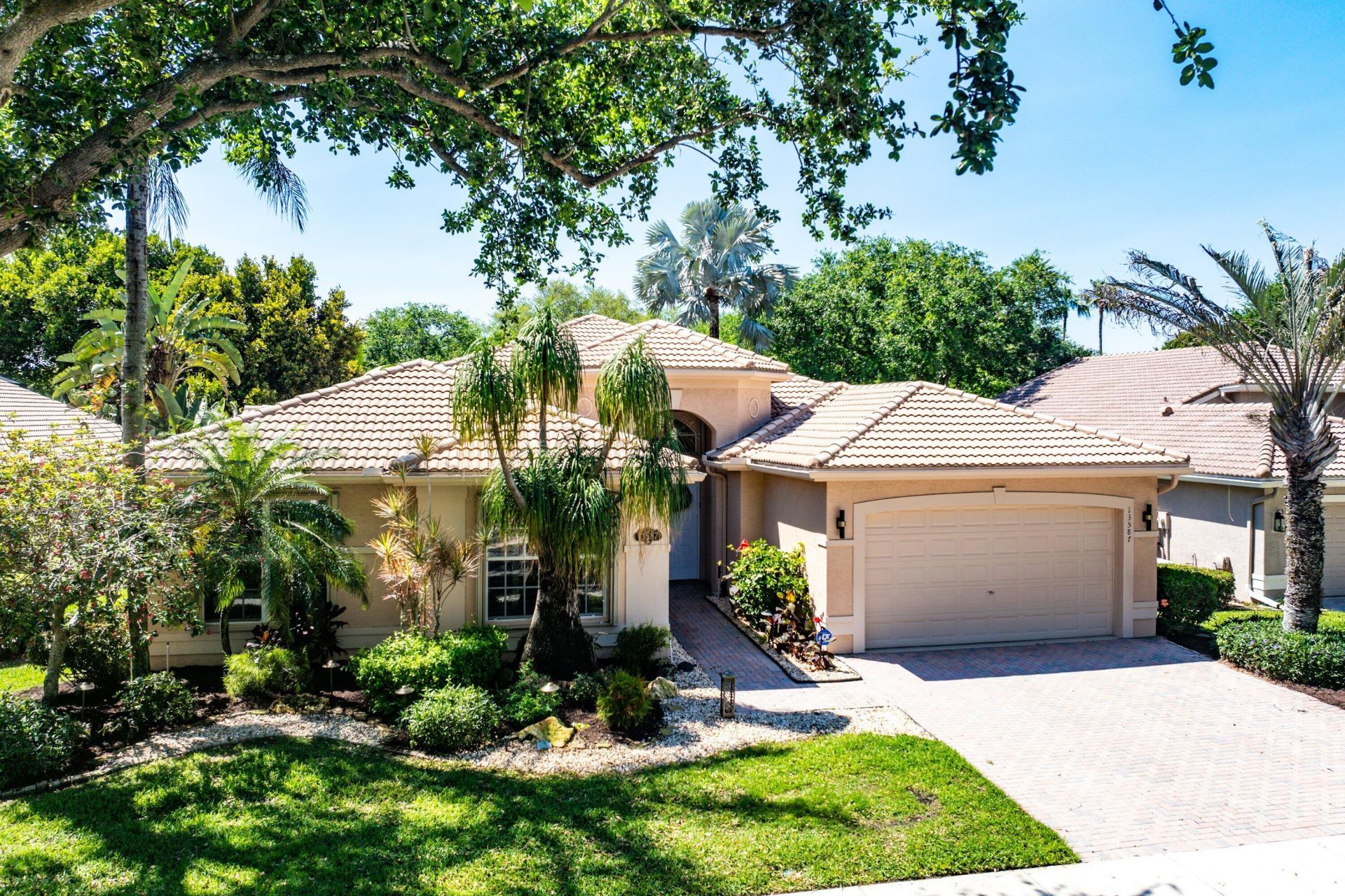 13587 Barcelona Lake Circle, Delray Beach, FL 33446 Photo