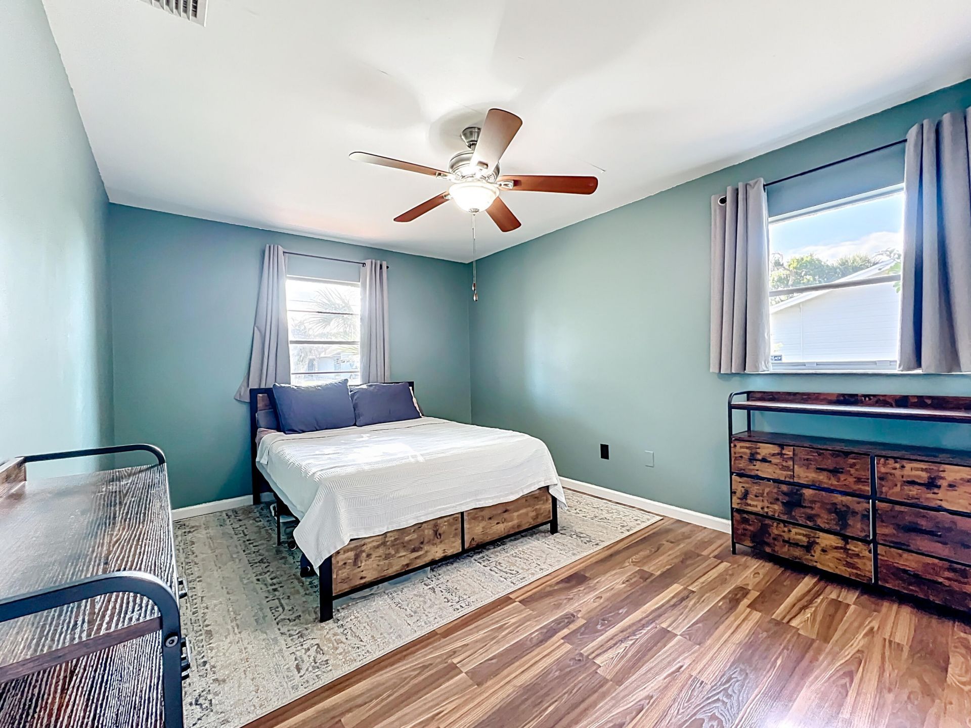 534 NW Kingston Street, Port Saint Lucie, FL 34983 Photo