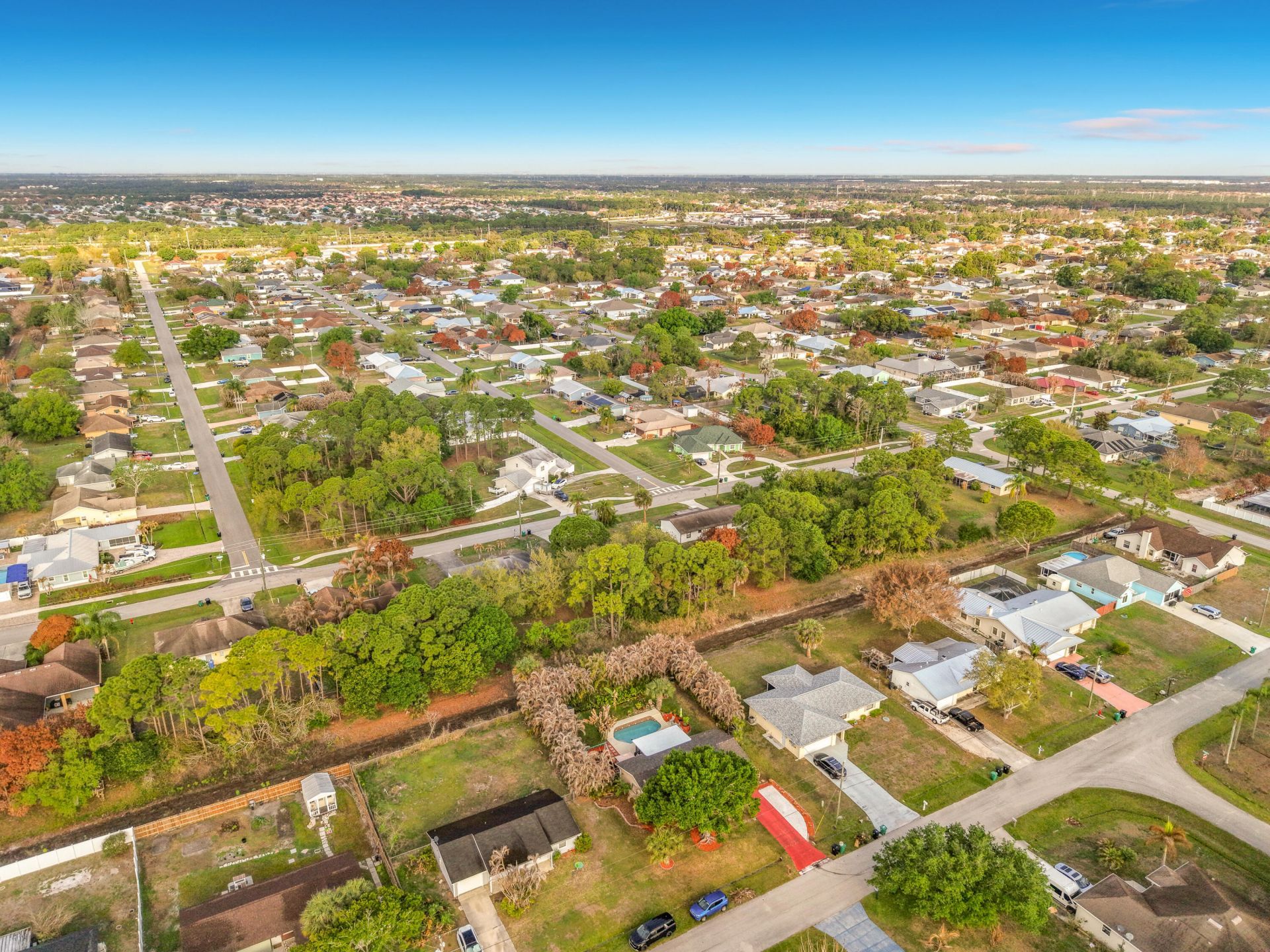 534 NW Kingston Street, Port Saint Lucie, FL 34983 Photo