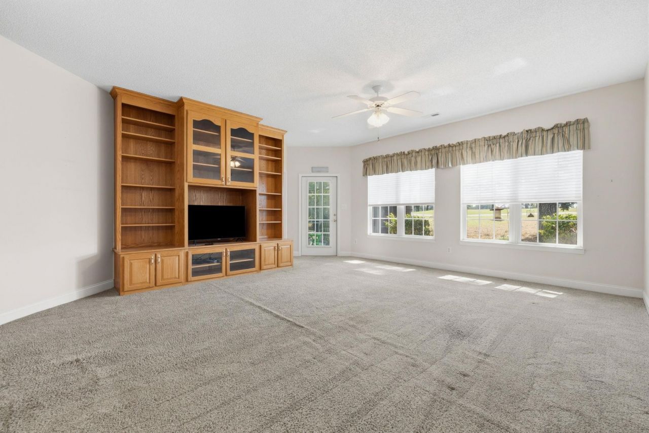 5049 Glenbrook Dr.  Photo 10