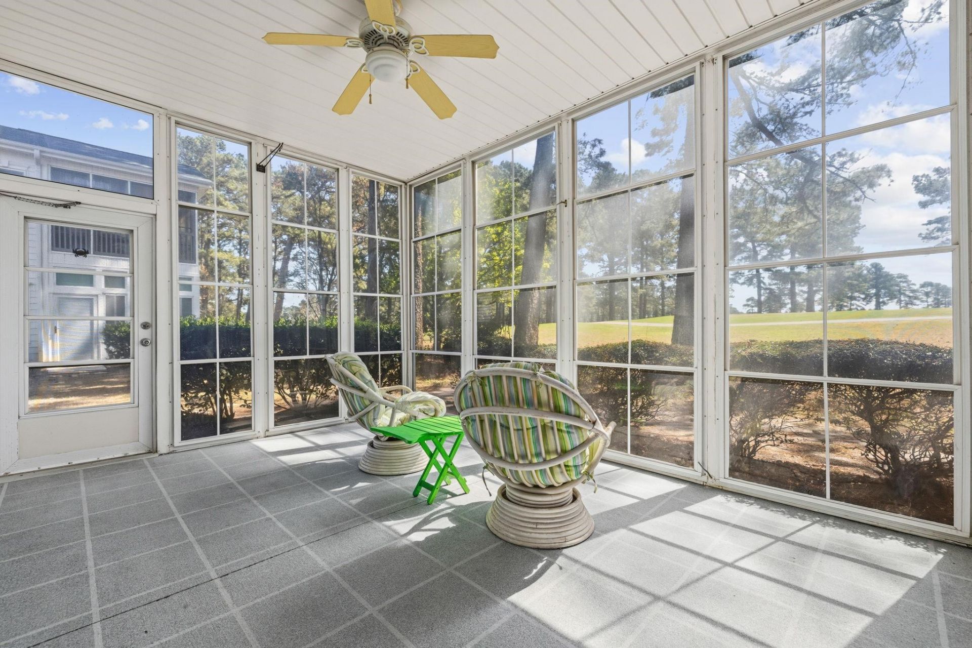 5049 Glenbrook Dr. Photo 29