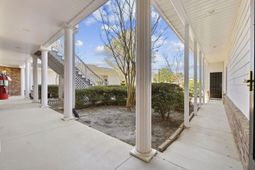 5049 Glenbrook Dr. photo 4